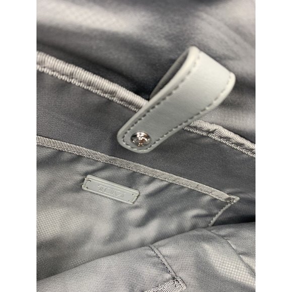 TUMI Nylon Tote Bag Laptop Travel Bag Gray Double Handles Zip Pockets Women's L - Picture 6 of 13